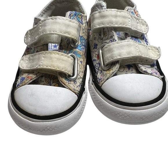 Converse Infant Girls Butterfly Easy-On Chuck Taylor All Star Sneakers - Size 5 - Picture 4 of 9
